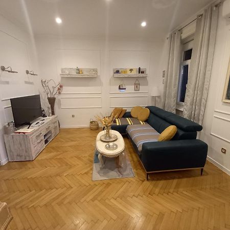 Apartman Beti Apartment Опатия Екстериор снимка
