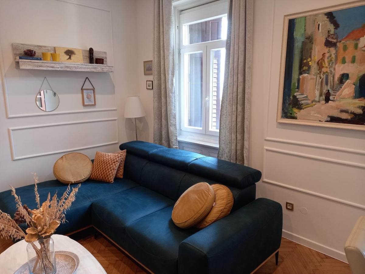 Apartman Beti Apartment Опатия Екстериор снимка