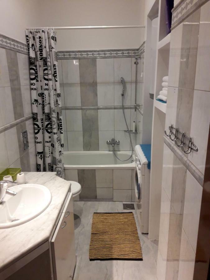 Apartman Beti Apartment Опатия Екстериор снимка